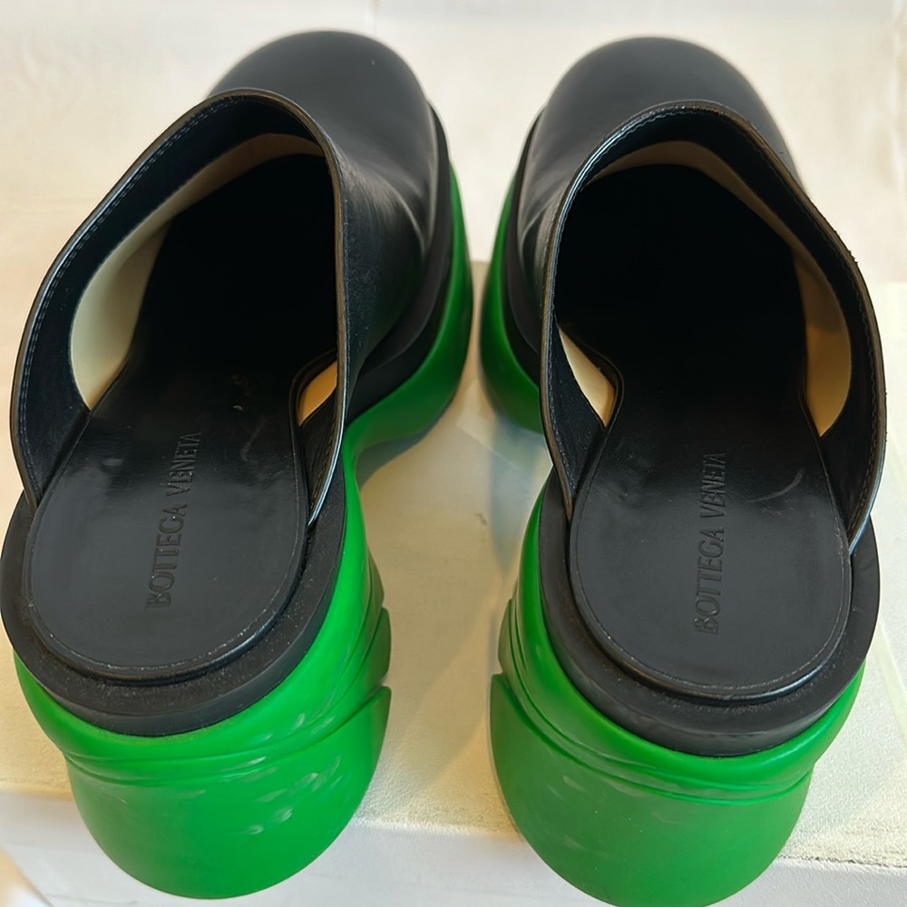 Bottega Veneta Leather heels. Size 40 Black/green